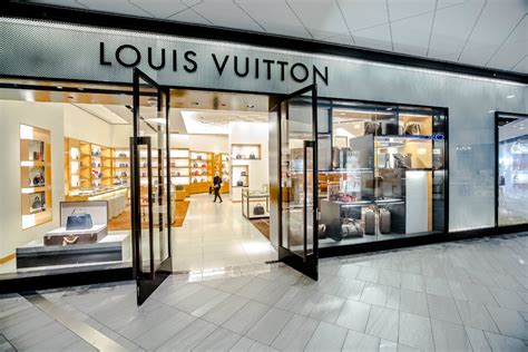 louis vuitton boston ma.